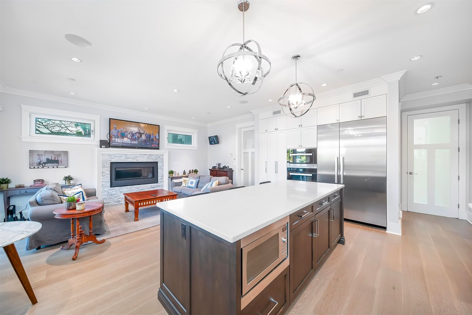 Listing Image 19