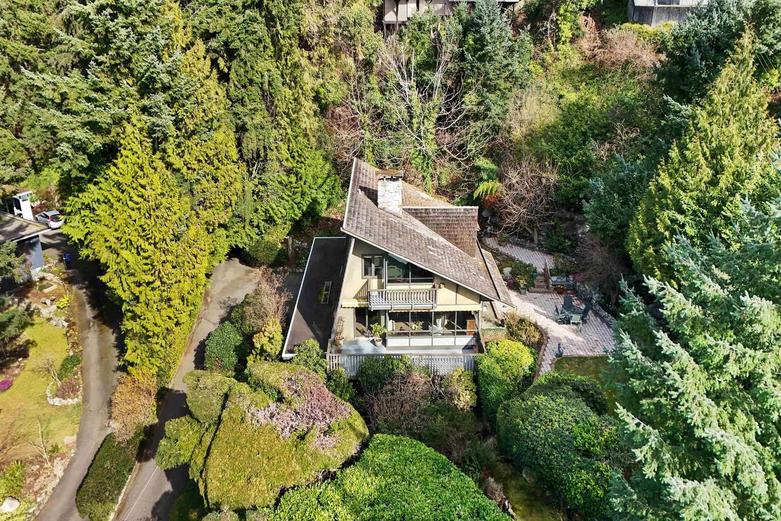Listing Image 6