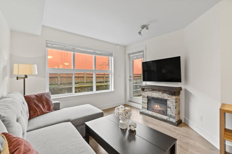 210 - 30515 Cardinal Avenue, Abbotsford, V2T 0A8 | Image 3