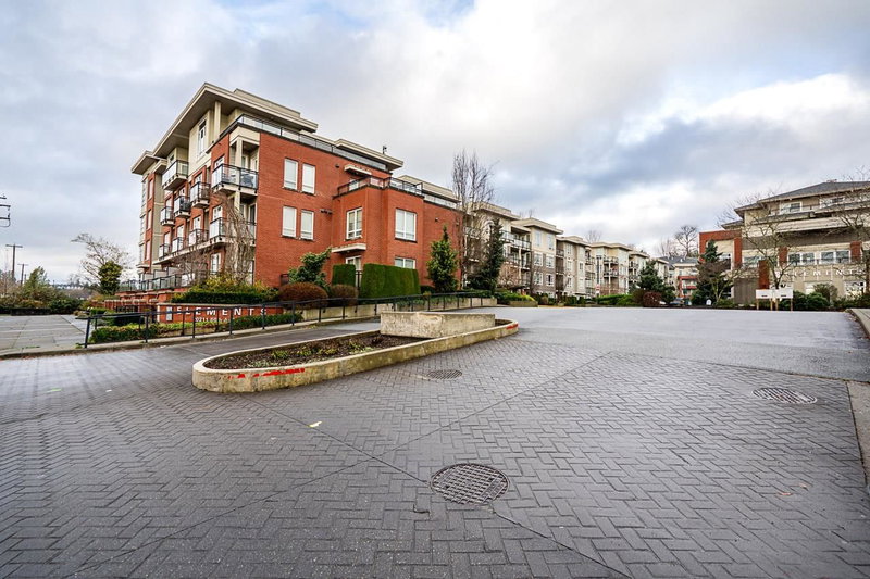 F110 - 20211 66 Avenue, Langley, V2Y 0L4 | Image 2