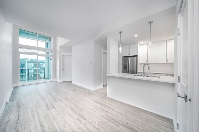 3612 - 2180 Kelly Avenue