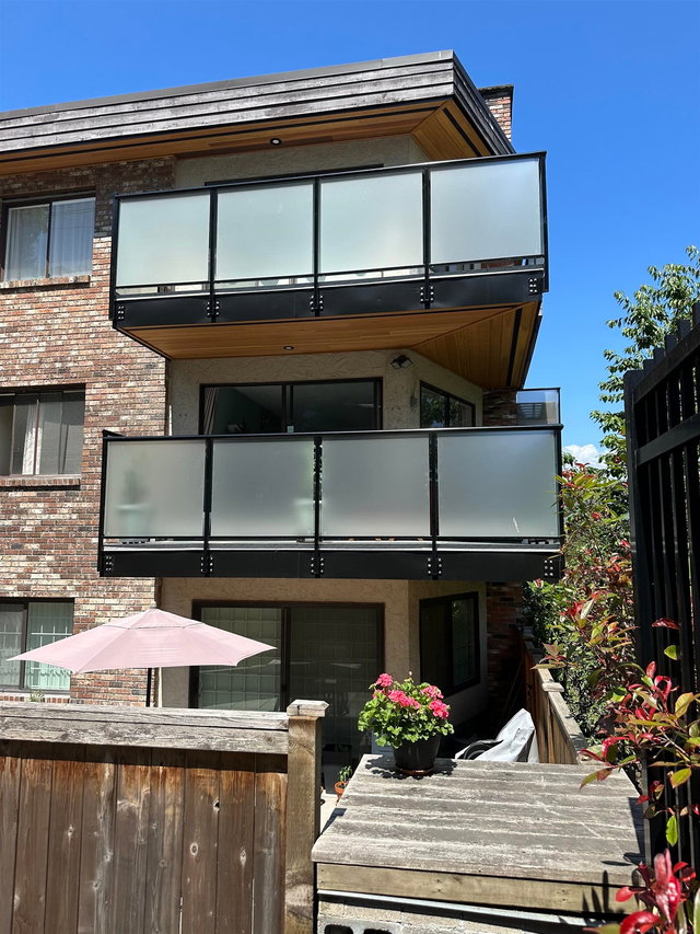 209 - 930 7th Avenue E