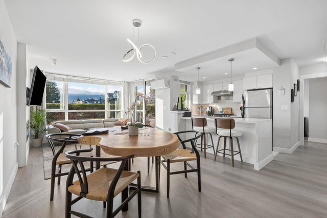 308 - 160 3rd Street W