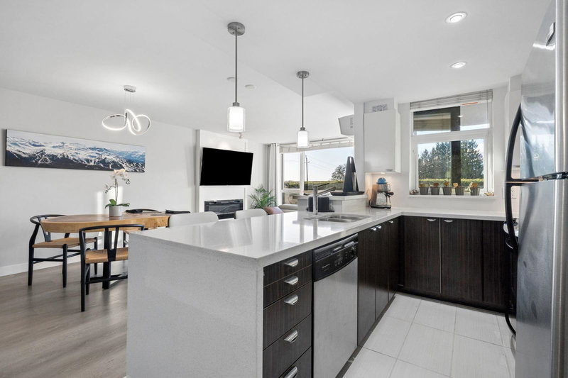 308 - 160 3rd Street, North Vancouver, V7M 0A9 | Image 3