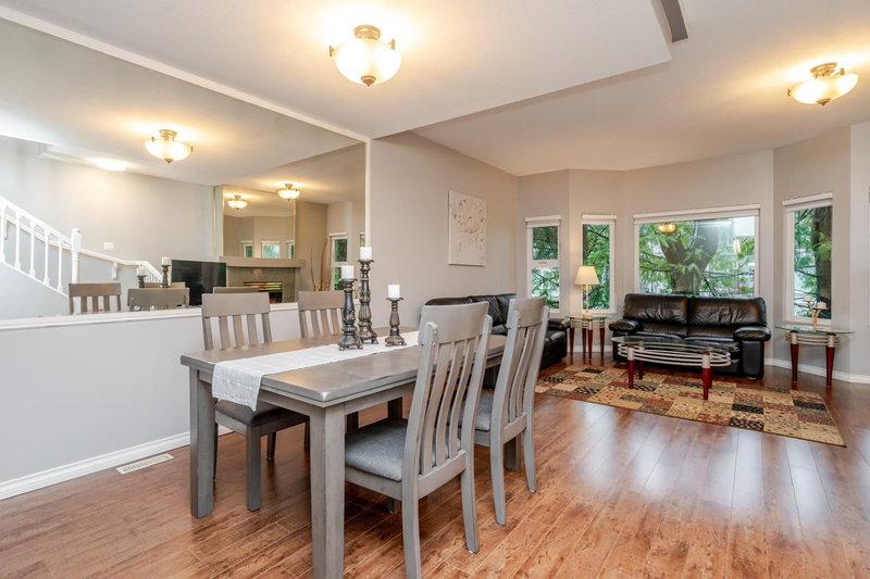 10 - 10340 156 Street, Surrey, V3R 4L8 | Image 3