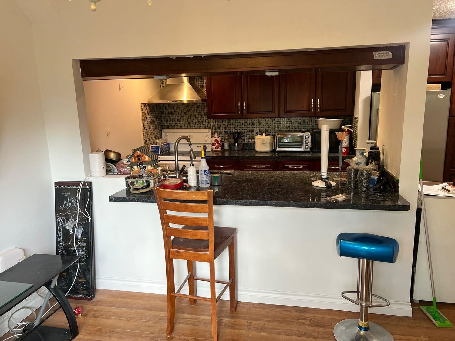 Listing Image 12