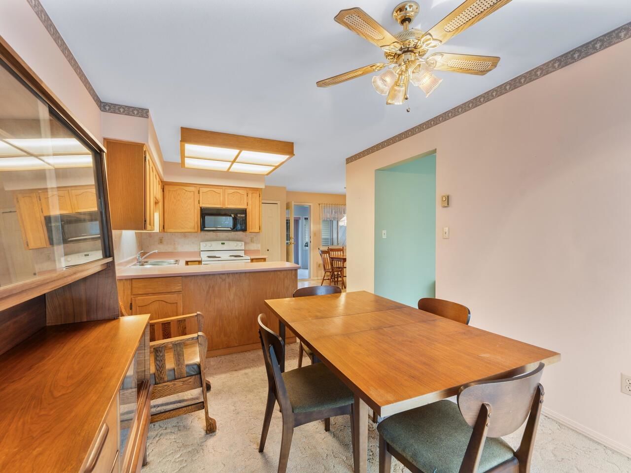 Listing Image 8