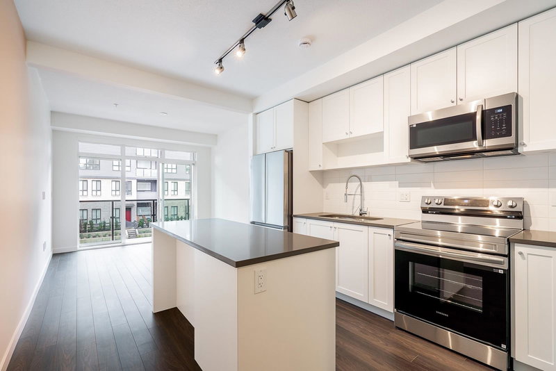 225 - 15733 85 Avenue, Surrey, V4N 6Z1 | Image 2