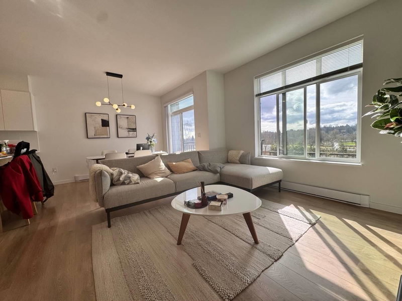 15255 Sitka Drive, Surrey, V3S 0B1 | Image 2