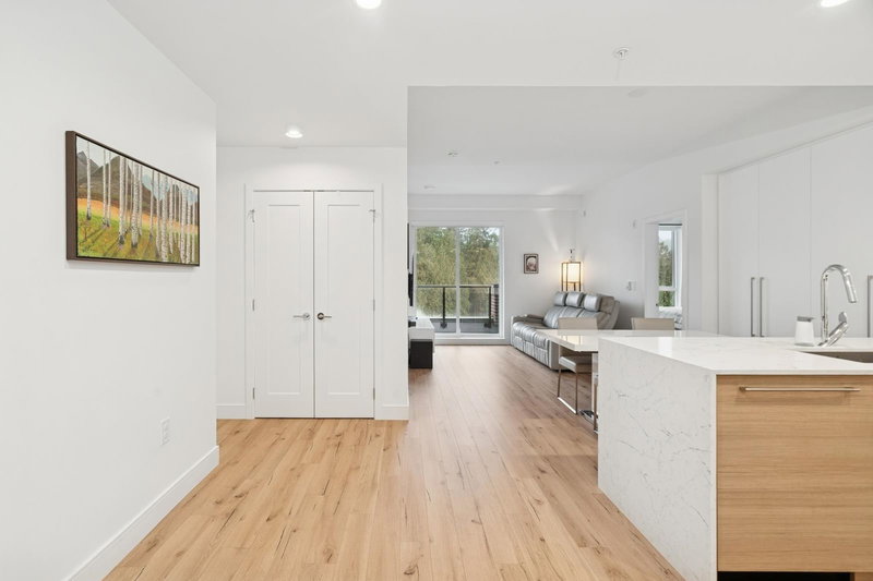 420 - 55 Klahanie Drive, Port Moody, V3H 0M9 | Image 2