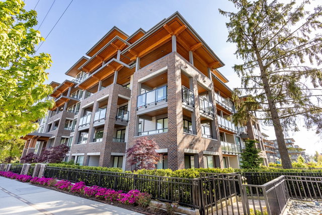 321 - 7599 15th Street