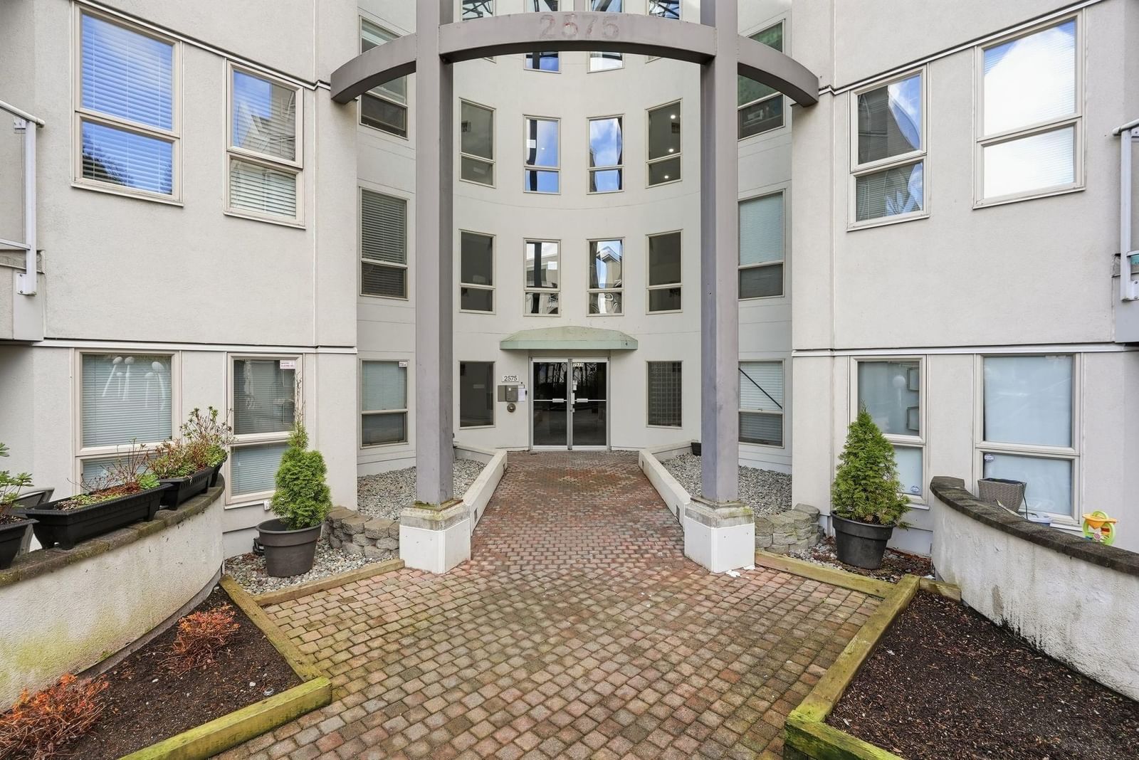 Listing Image 21