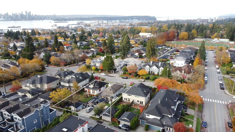 1632 Mahon Avenue, North Vancouver, V7M 2S8 | Image 2