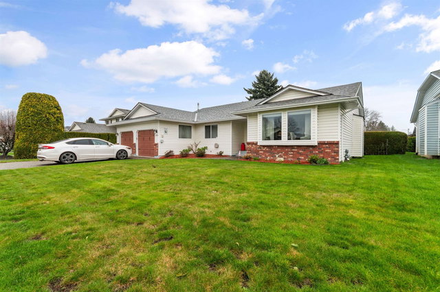 6944 Coach Lamp Drive