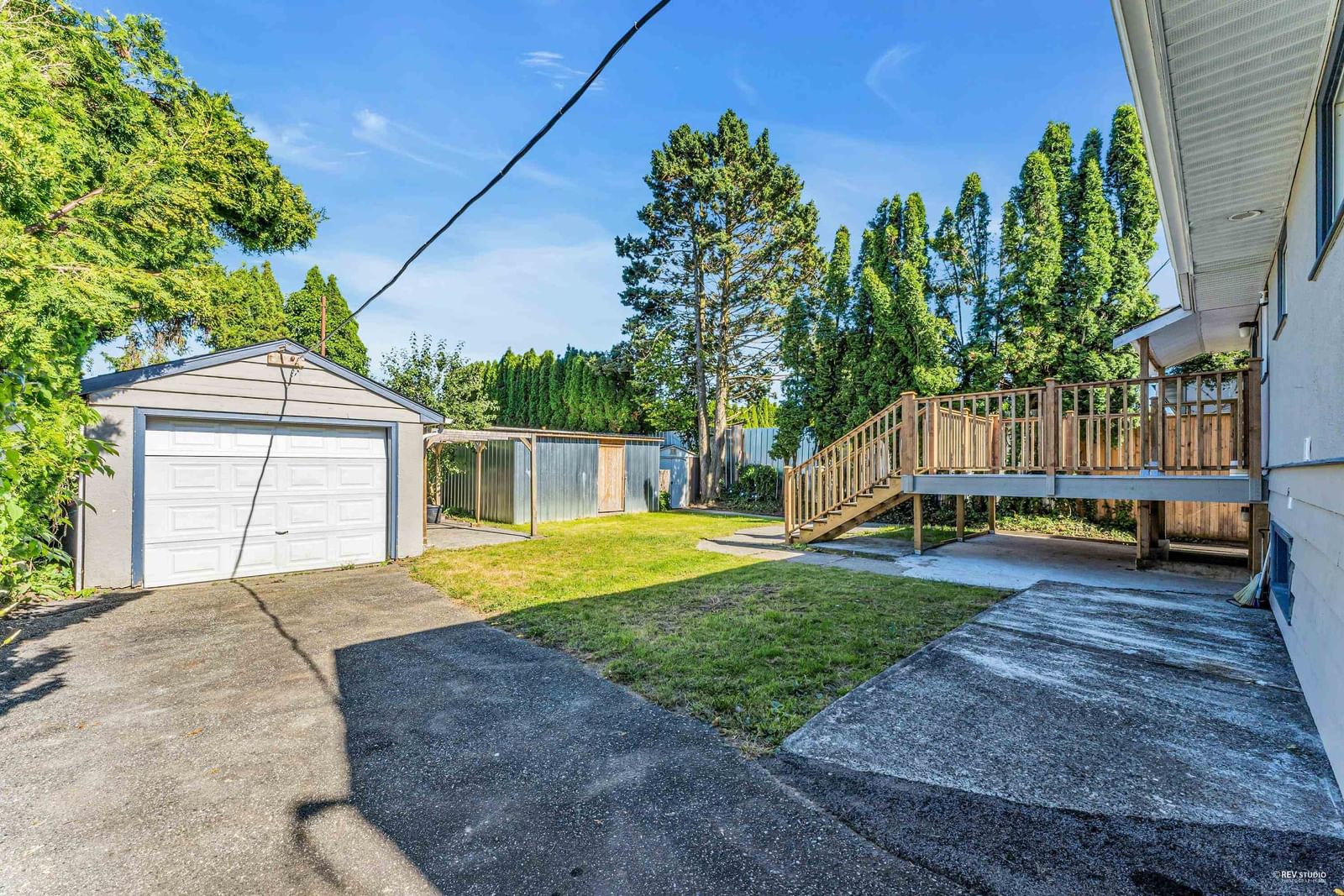 Listing Image 8