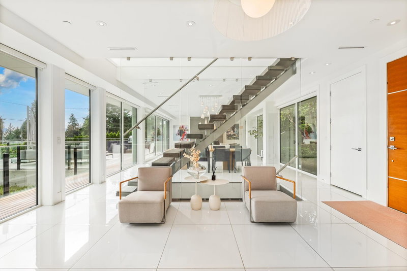 1360 Queens Avenue, West Vancouver, V7T 2H9 | Image 3