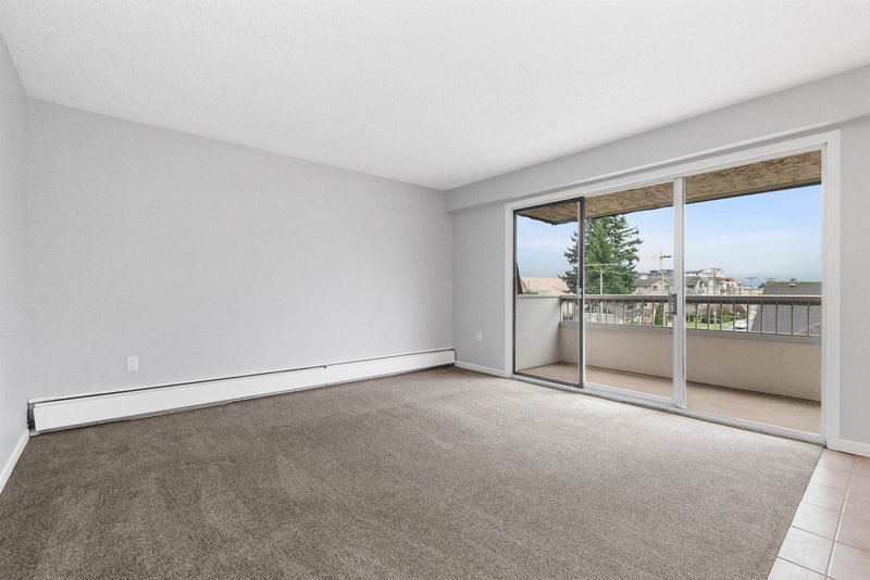 302 - 9477 Cook Street, Chilliwack, V2P 4J8 | Image 2