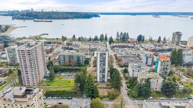 704 - 650 16th Street