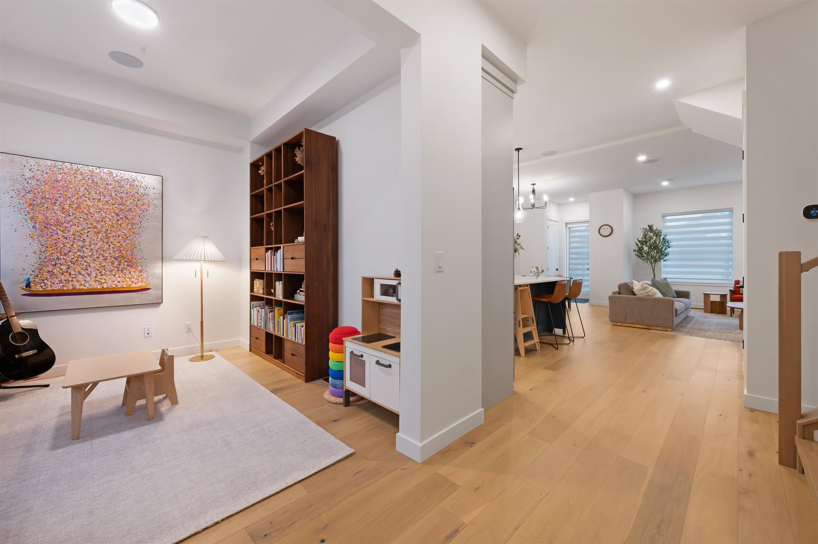 Listing Image 19