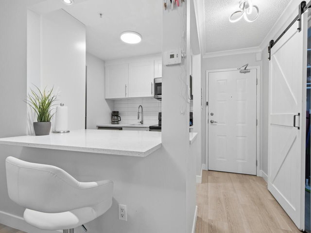 410 - 715 Royal Avenue