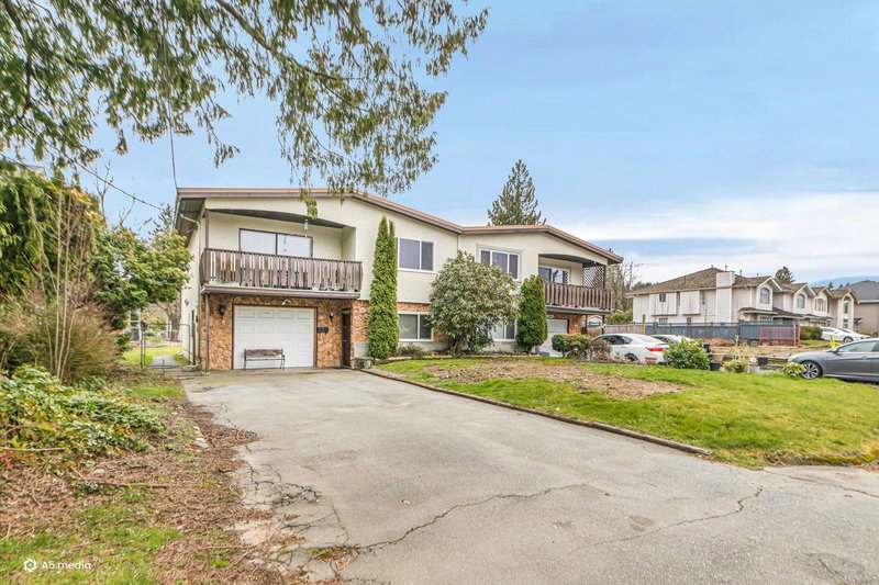 11876 92a Avenue, Delta, V4C 3N2 | Image 2