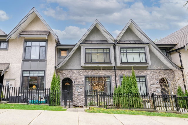 4 - 3406 Roxton Avenue