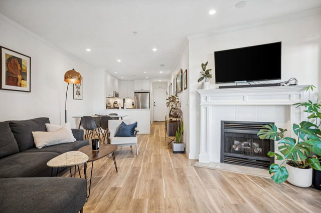 305 - 688 16th Avenue E