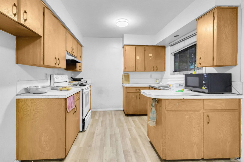 9892 130 Street, Surrey, V3T 3L4 | Image 3