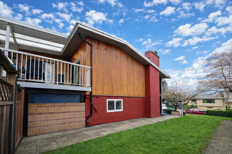 6710 St Charles Place, Burnaby, V5H 3V9 | Image 3