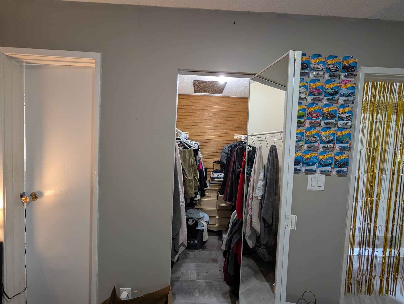 Listing Image 27