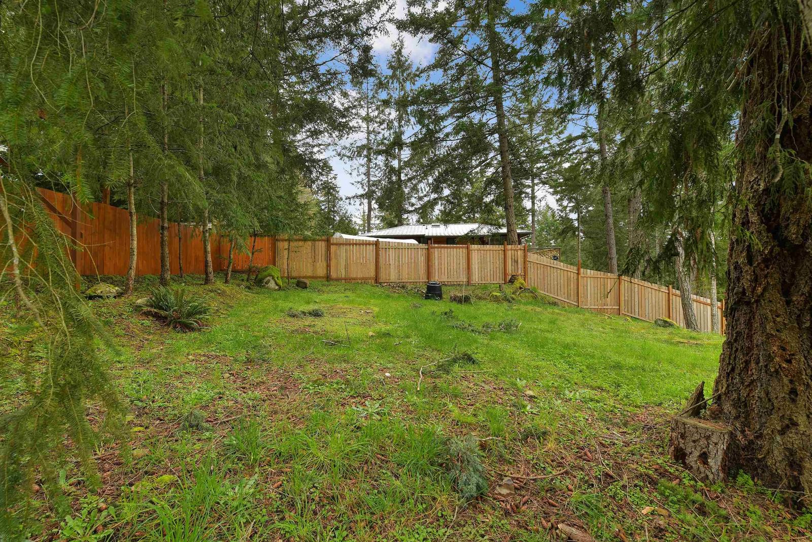 Listing Image 36