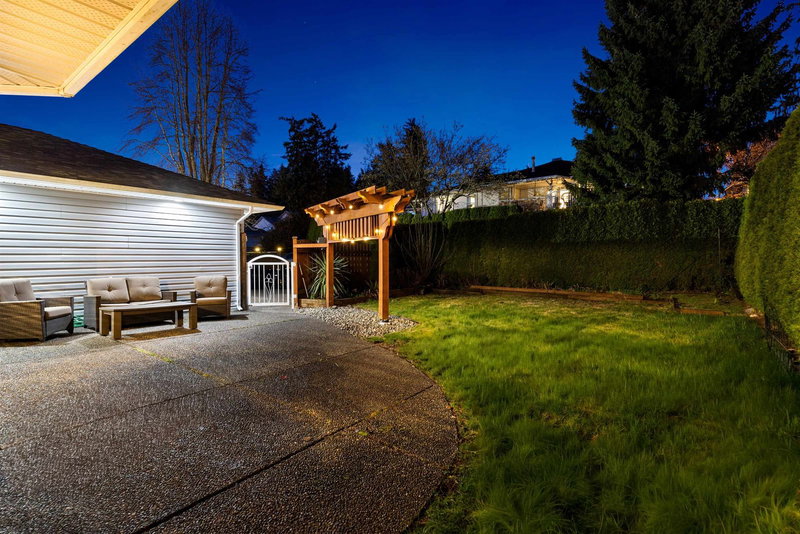 1960 128 Street, Surrey, V4A 3V4 | Image 3