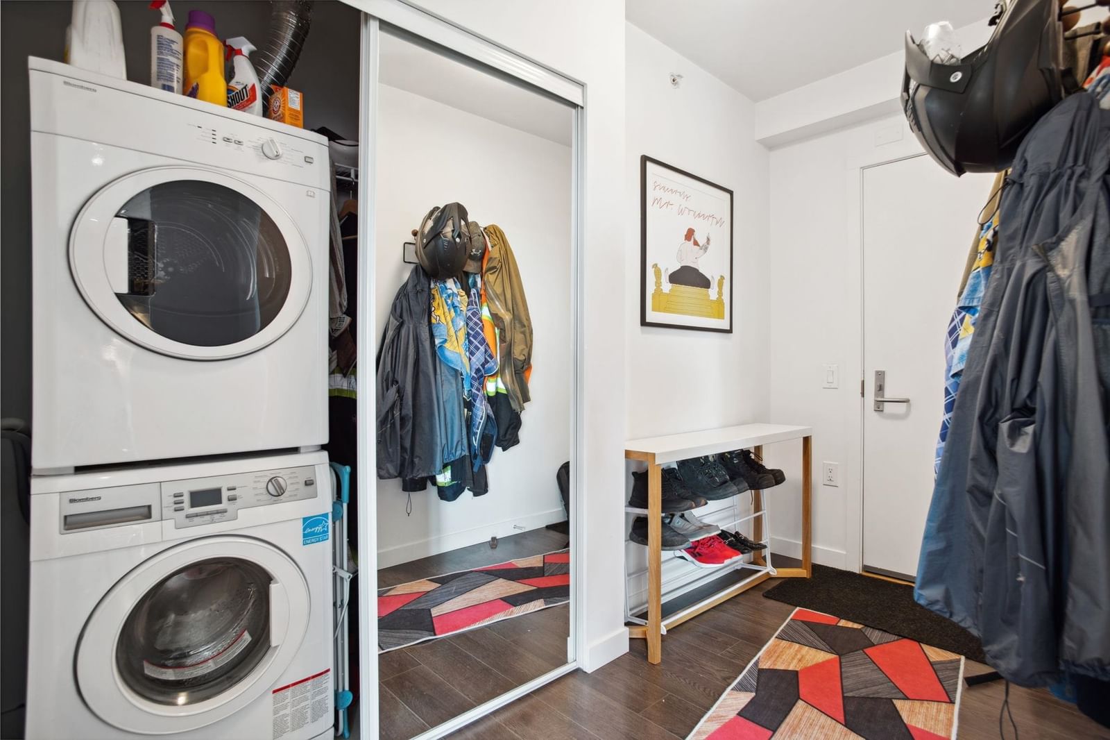 Listing Image 10