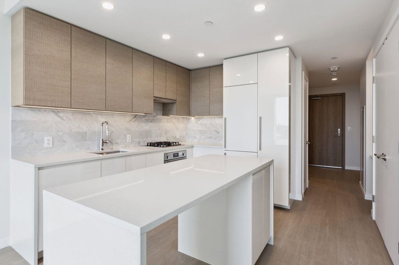 2504 - 2186 Gilmore Avenue, Burnaby, V5C 0N7 | Image 2