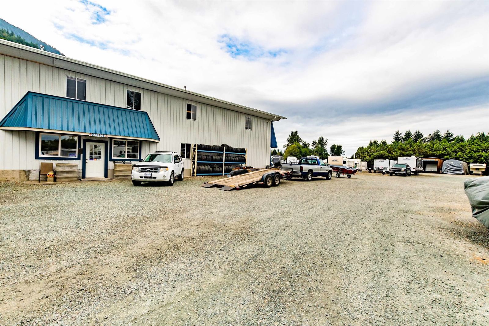 Listing Image 25