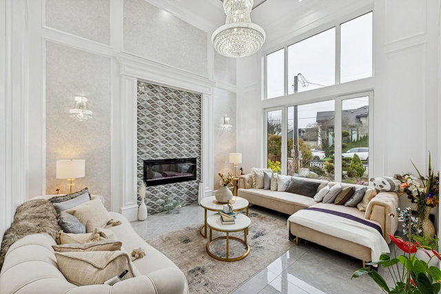 8580 Camden Crescent