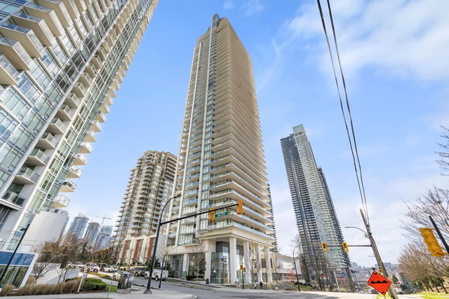 3302 - 1888 Gilmore Avenue