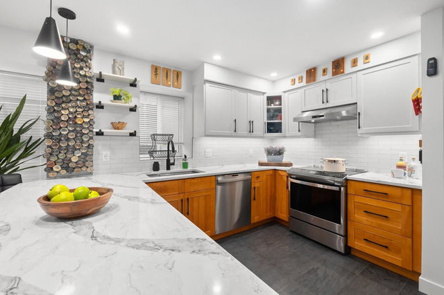 203 - 1943 1st Avenue E