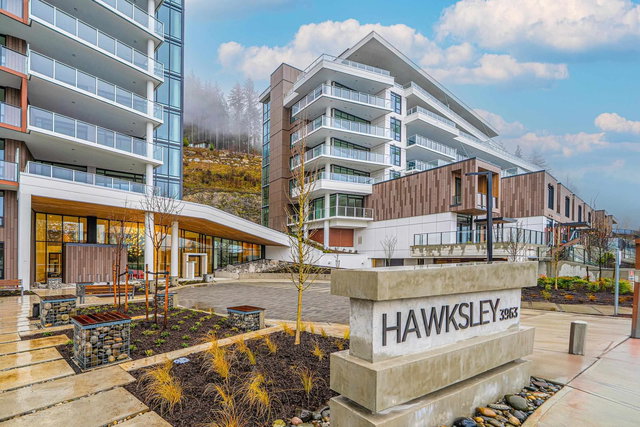 307 - 3963 Uplands Way