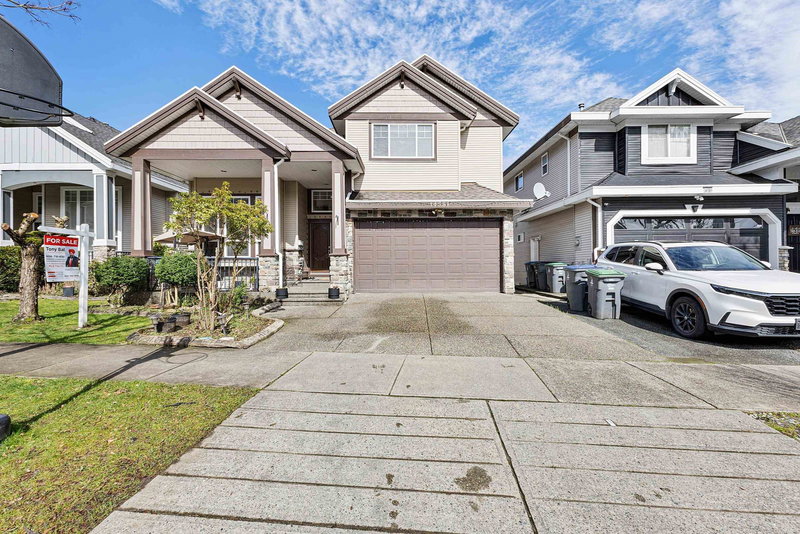 14581 76a Avenue, Surrey, V3S 2P4 | Image 3