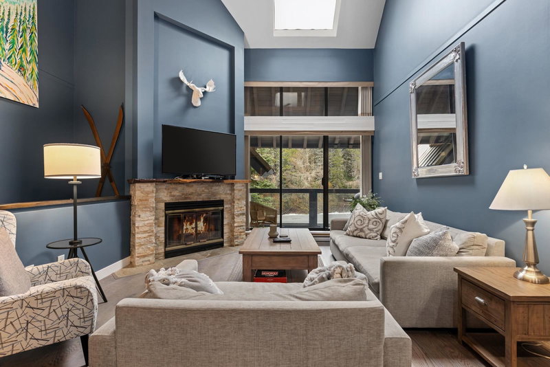 8 - 4857 Painted Cliff Road, Whistler, V8E 1C8 | Image 2