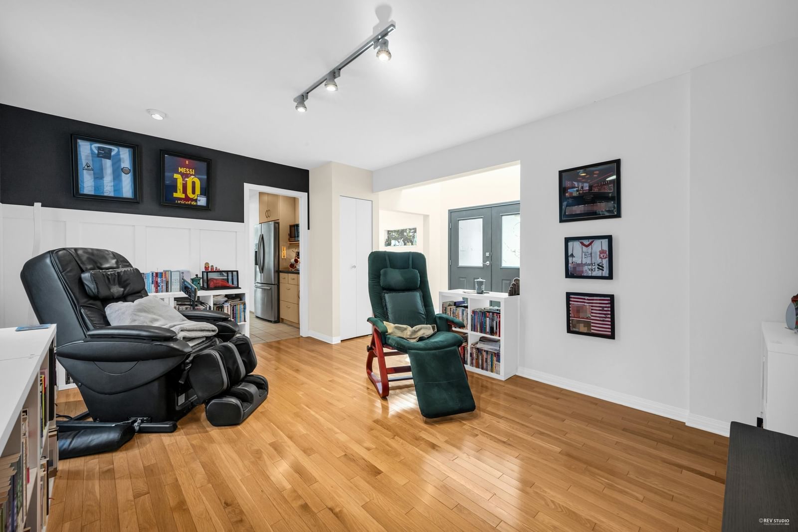 Listing Image 16
