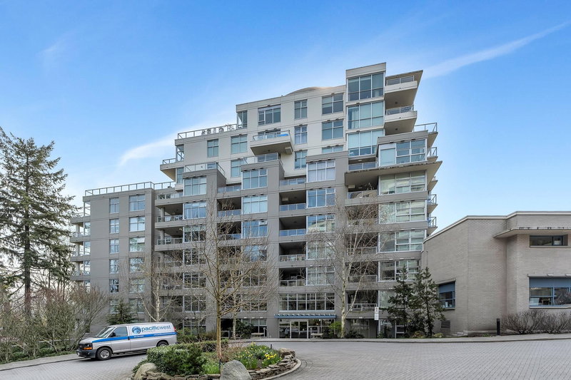 303 - 9262 University Crescent, Burnaby, V5A 0A4 | Image 2
