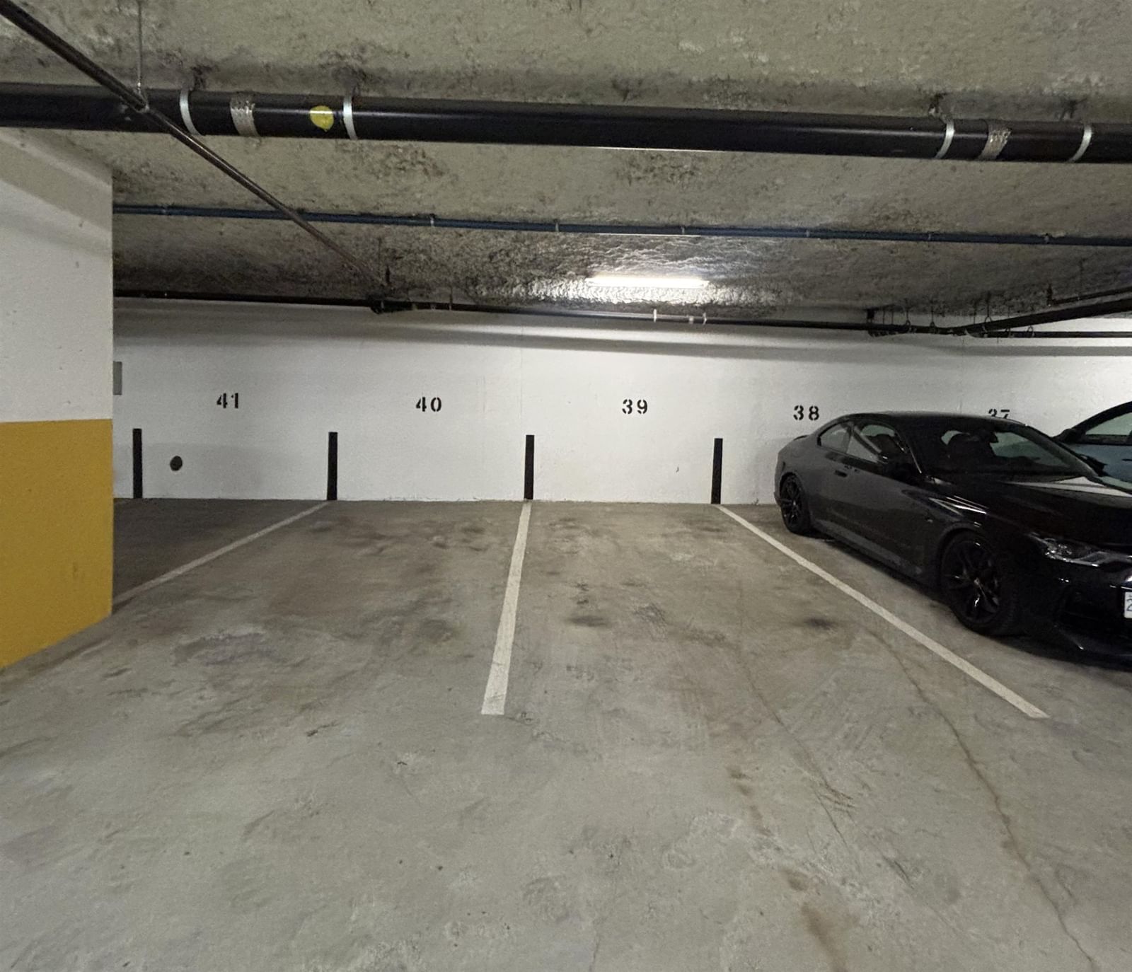 Listing Image 11