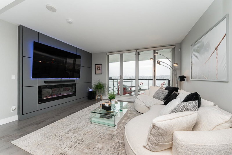 TH511 - 210 Salter Street, New Westminster, V3M 0J9 | Image 3