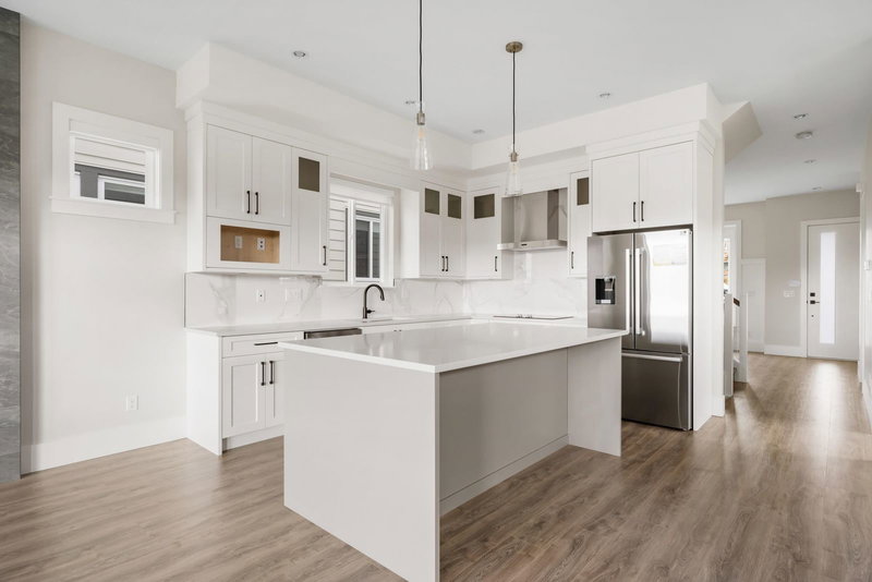 16742 20a Avenue, Surrey, V3Z 1J4 | Image 3