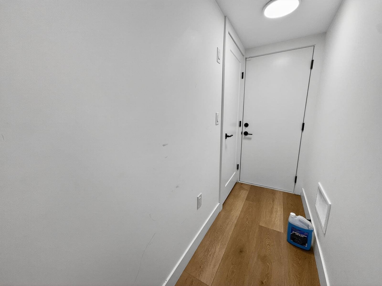 Listing Image 30