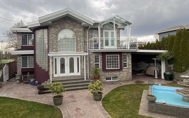 8675 Armstrong Avenue