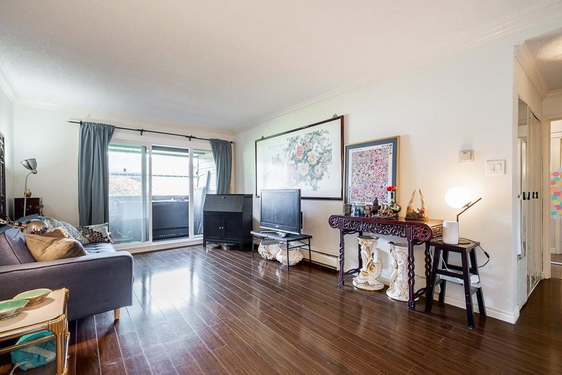107 - 3411 Springfield Drive, Richmond, V7E 1Z1 | Image 2