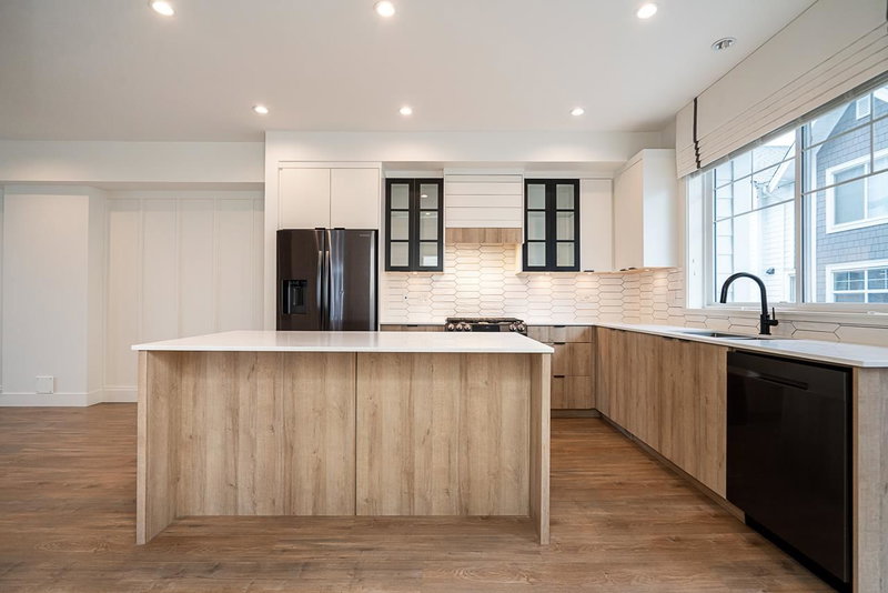 66 - 14541 Winter Crescent, Surrey, V4P 0G5 | Image 2